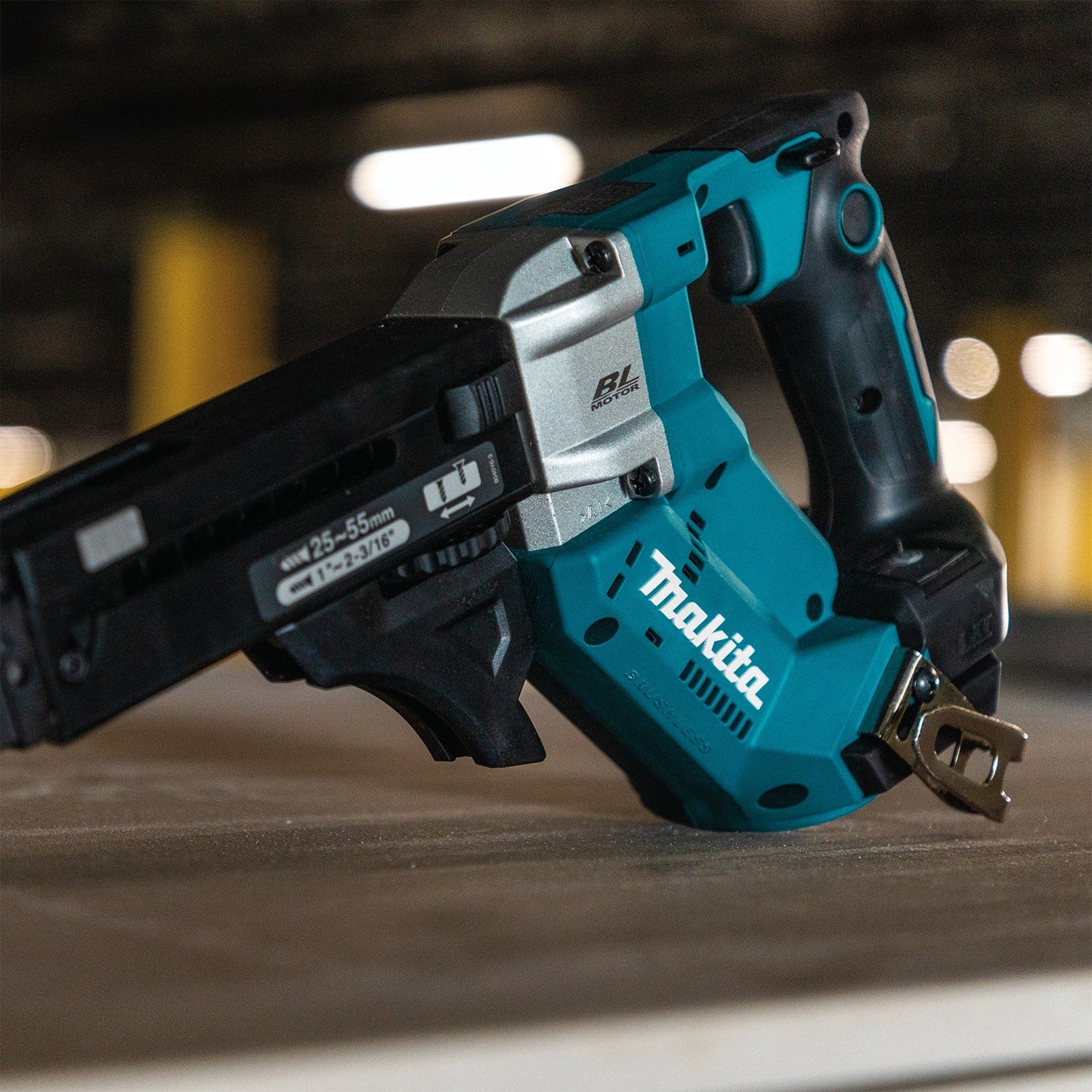 Makita XRF03Z 18V LXT® Lithium‘Ion Brushless Cordless 6,000 RPM Autofeed Screwdriver, Tool Only