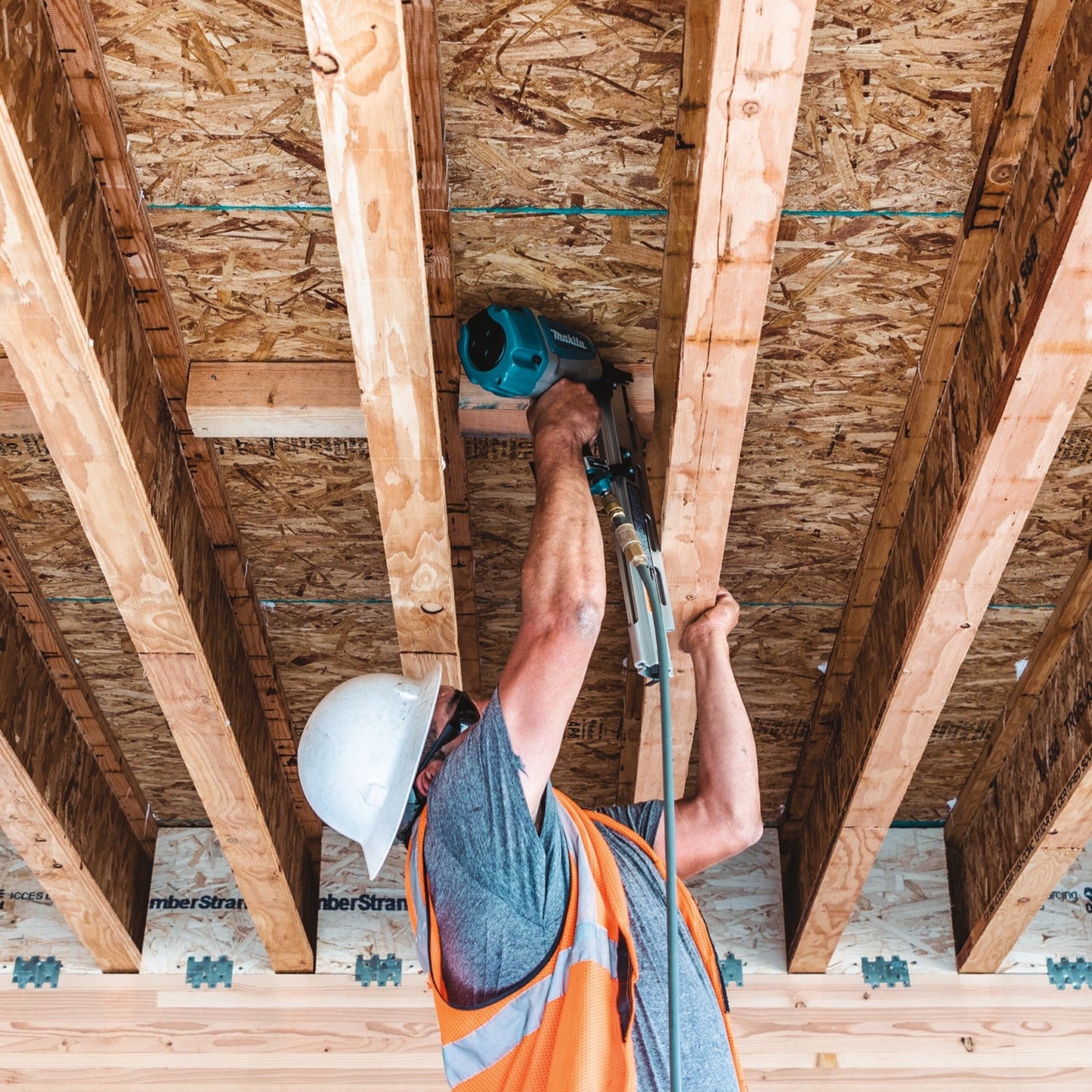 Makita AN924 21º Full Round Head 3 1/2" Framing Nailer