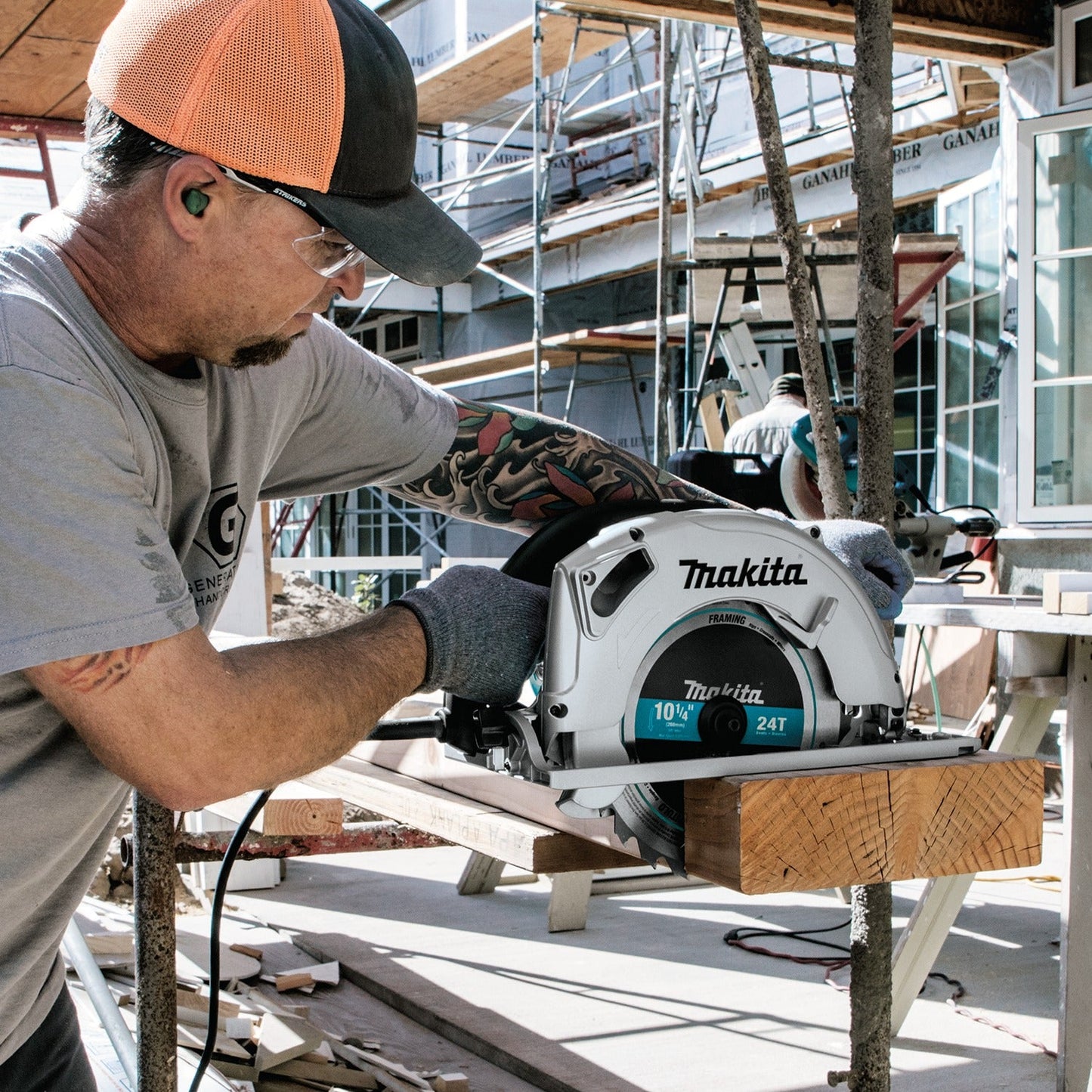 Makita 5104 10‘1/4" Circular Saw, with Electric Brake