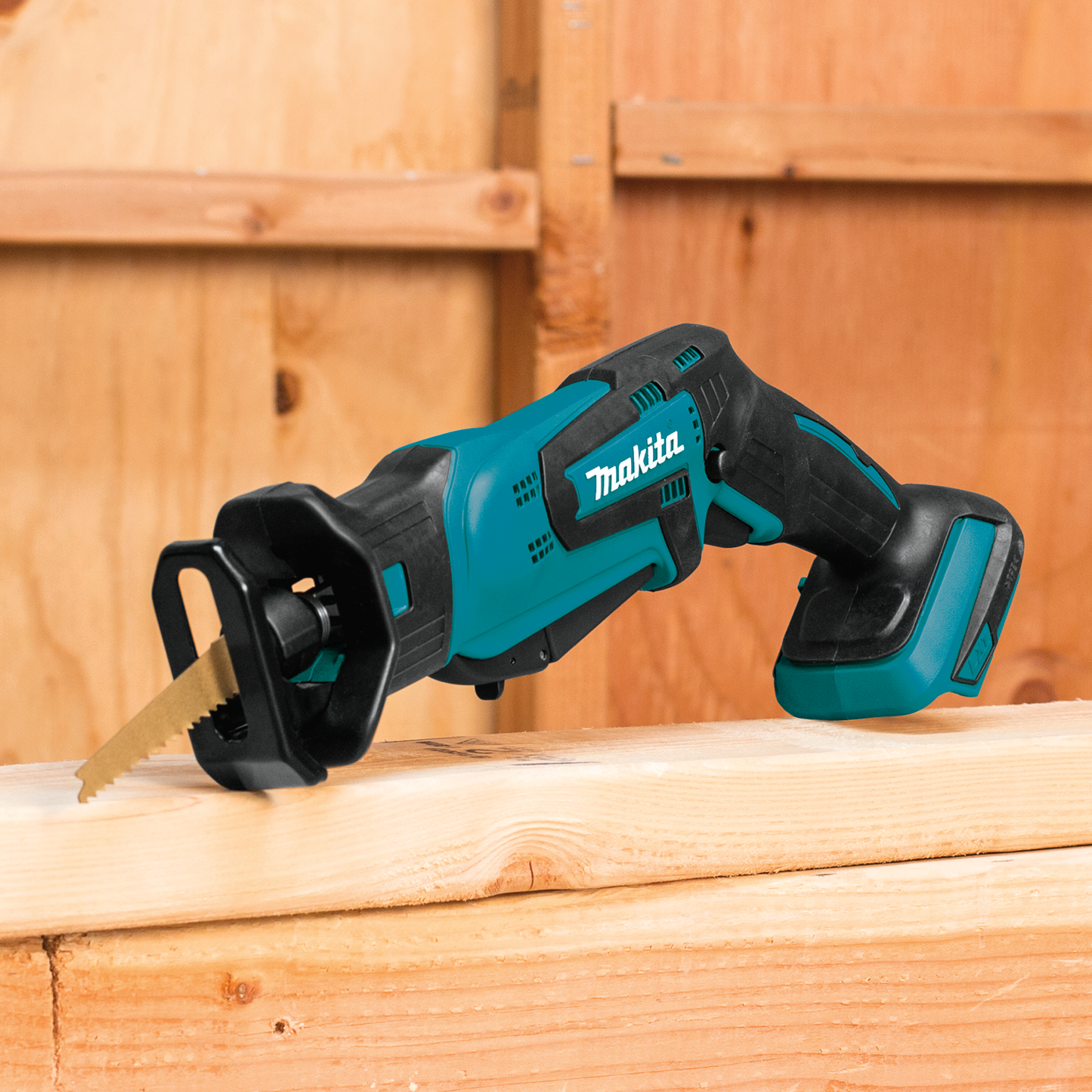 Makita XRJ01Z 18V LXT® Lithium‘Ion Cordless Compact Recipro Saw (Tool Only)