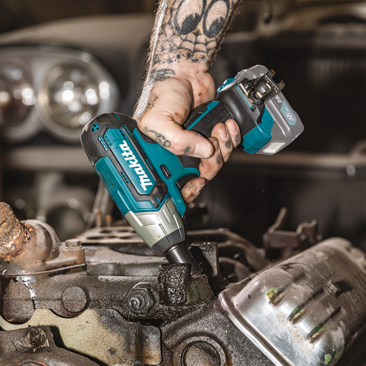 Makita WT04Z 12V max CXT® Lithium‘Ion Cordless 1/4" Impact Wrench, Tool Only