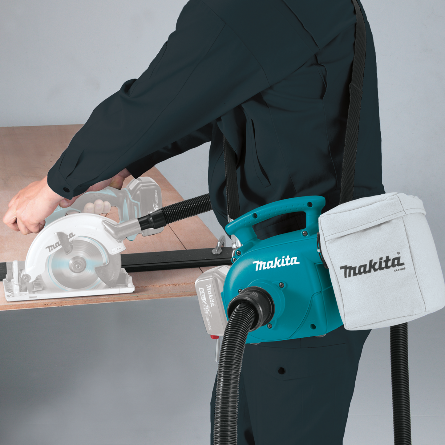 Makita XCV02Z 18V Lxt® Lithiumion Cordless 3/4 Gallon Portable Dry Dust Extractor/Blower, Tool Only