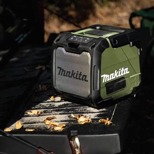 Makita ADRM08 Outdoor Adventure, 18V LXT® Cordless/Corded Bluetooth® Speaker, Tool Only