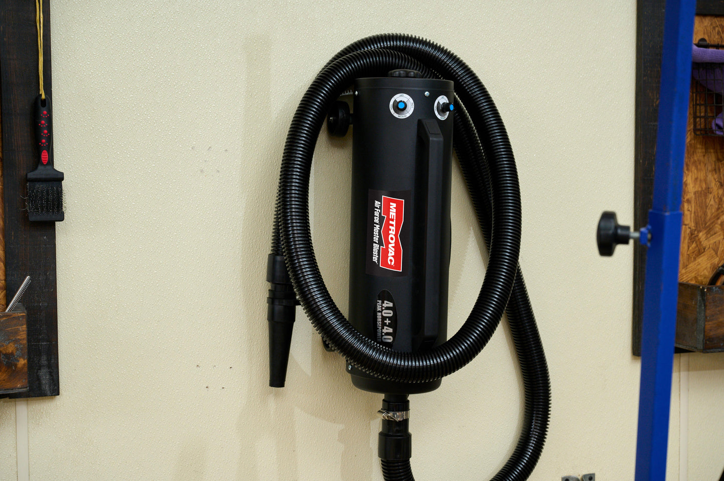 Metrovac 114I-142621 Air Force Master Blaster Variable Speed 220V / Euro