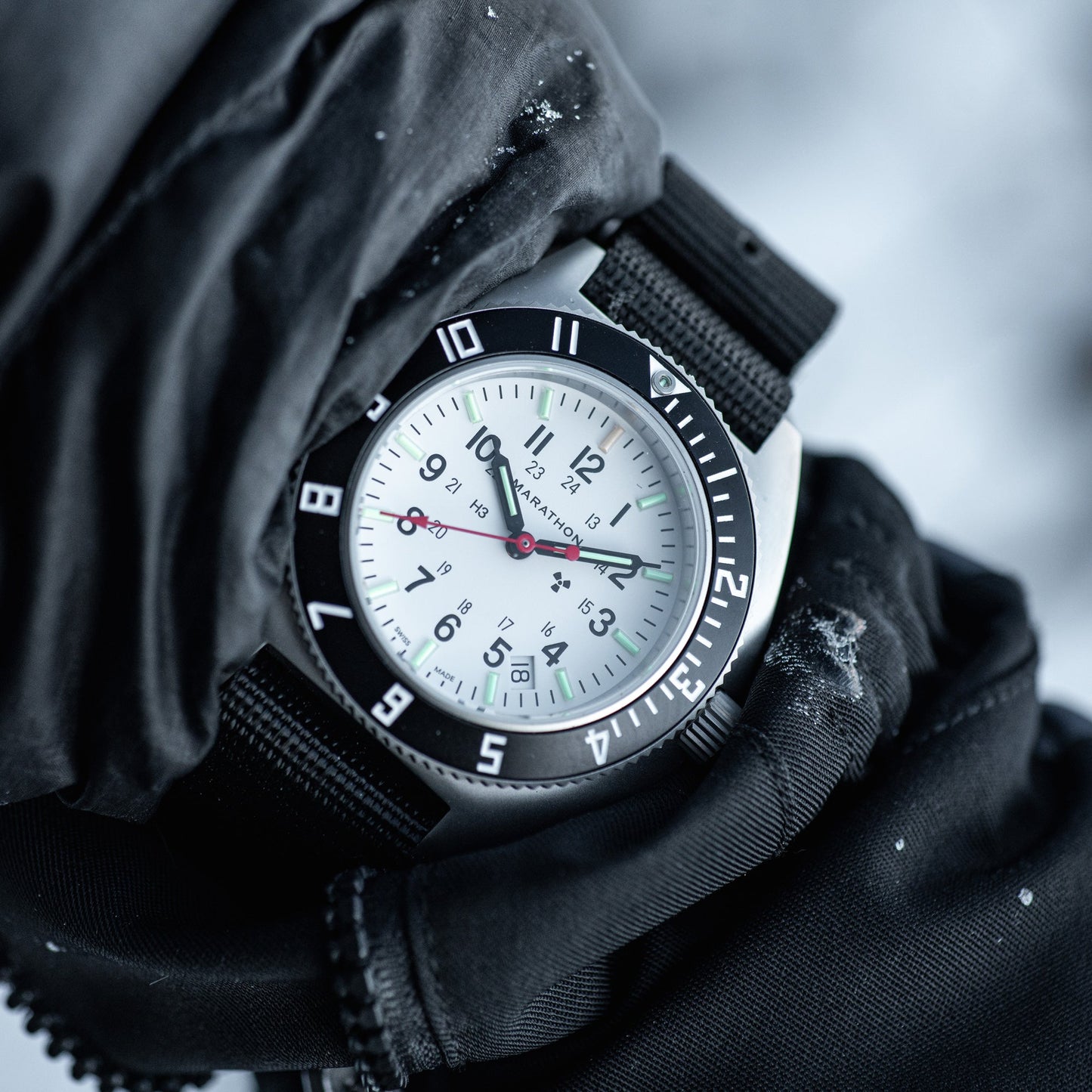 Marathon WW194013SS-0503 Arctic Edition SSNAV-D Steel Navigator Date Quartz (41mm) White Dial / Black Nylon Defstan Strap
