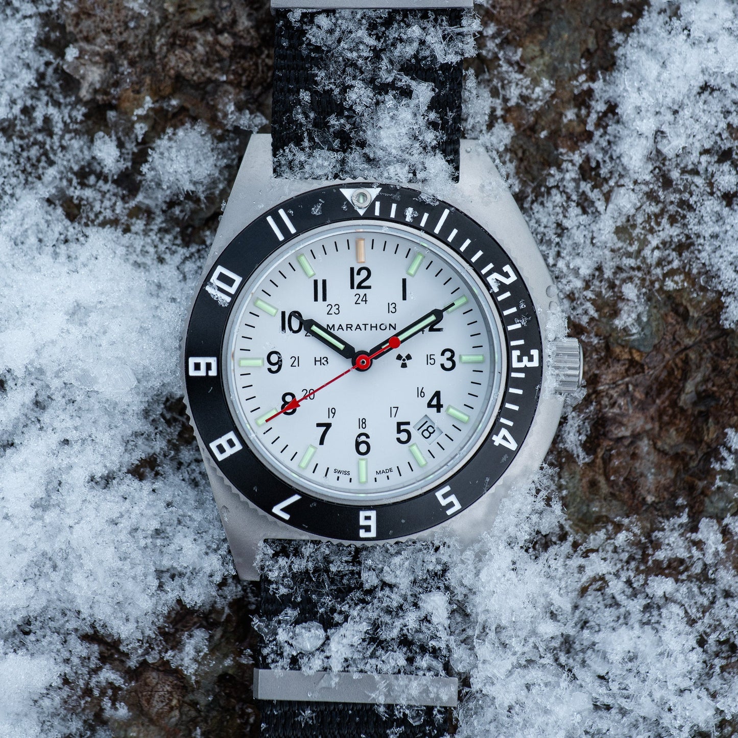 Marathon WW194013SS-0503 Arctic Edition SSNAV-D Steel Navigator Date Quartz (41mm) White Dial / Black Nylon Defstan Strap