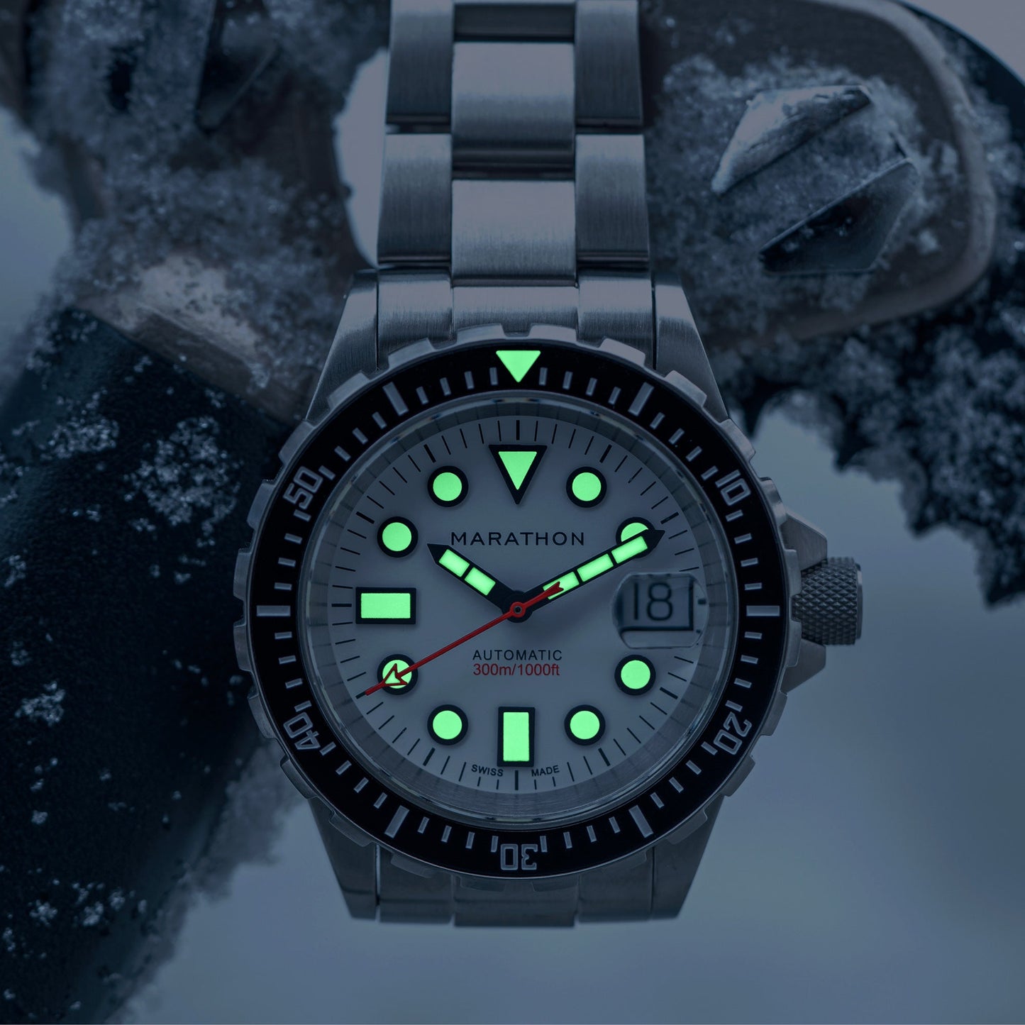 Marathon WW194006SS-2501 Arctic Edition Original SAR Diver's Automatic (41mm) White Dial / Stainless Steel Bracelet
