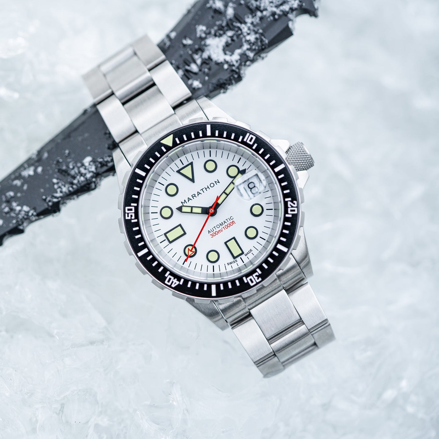 Marathon WW194006SS-2501 Arctic Edition Original SAR Diver's Automatic (41mm) White Dial / Stainless Steel Bracelet