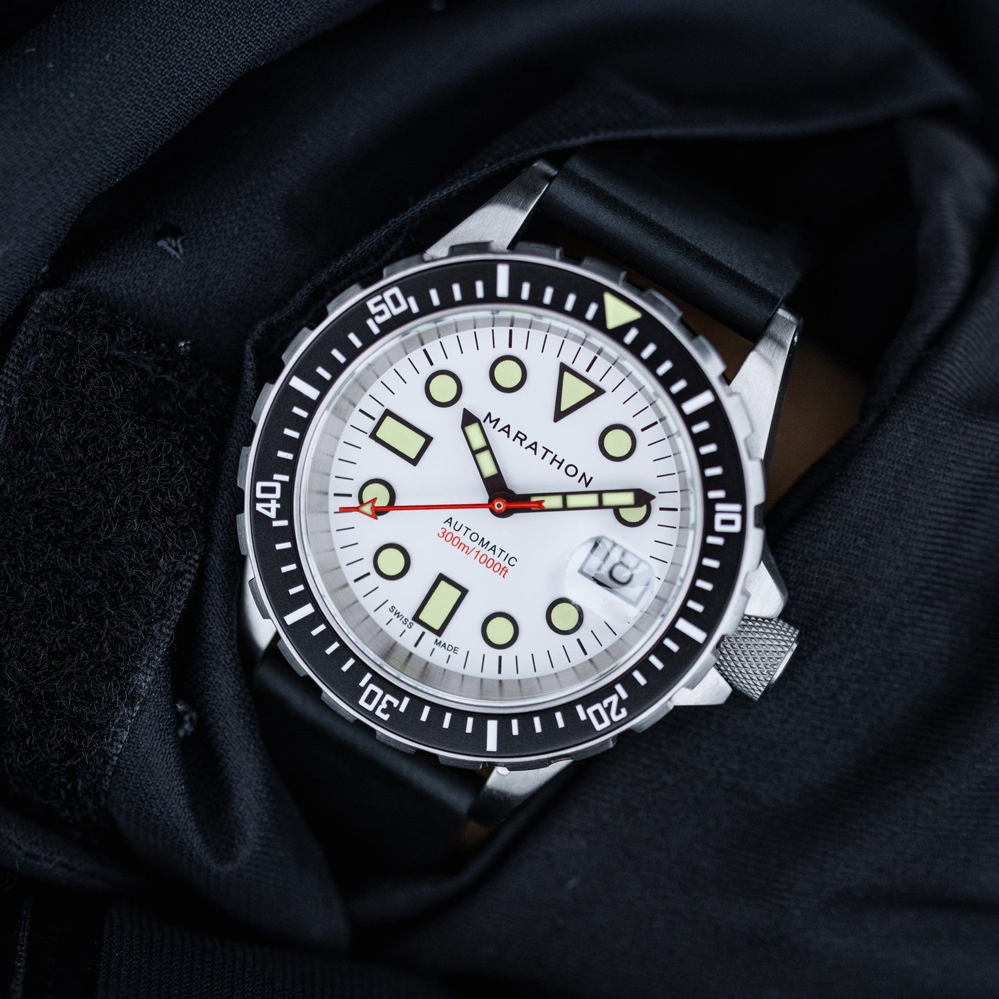 Marathon WW194006SS-2530 Arctic Edition Original SAR Diver's Automatic (41mm) SS/BKSS, 3pc Rubber