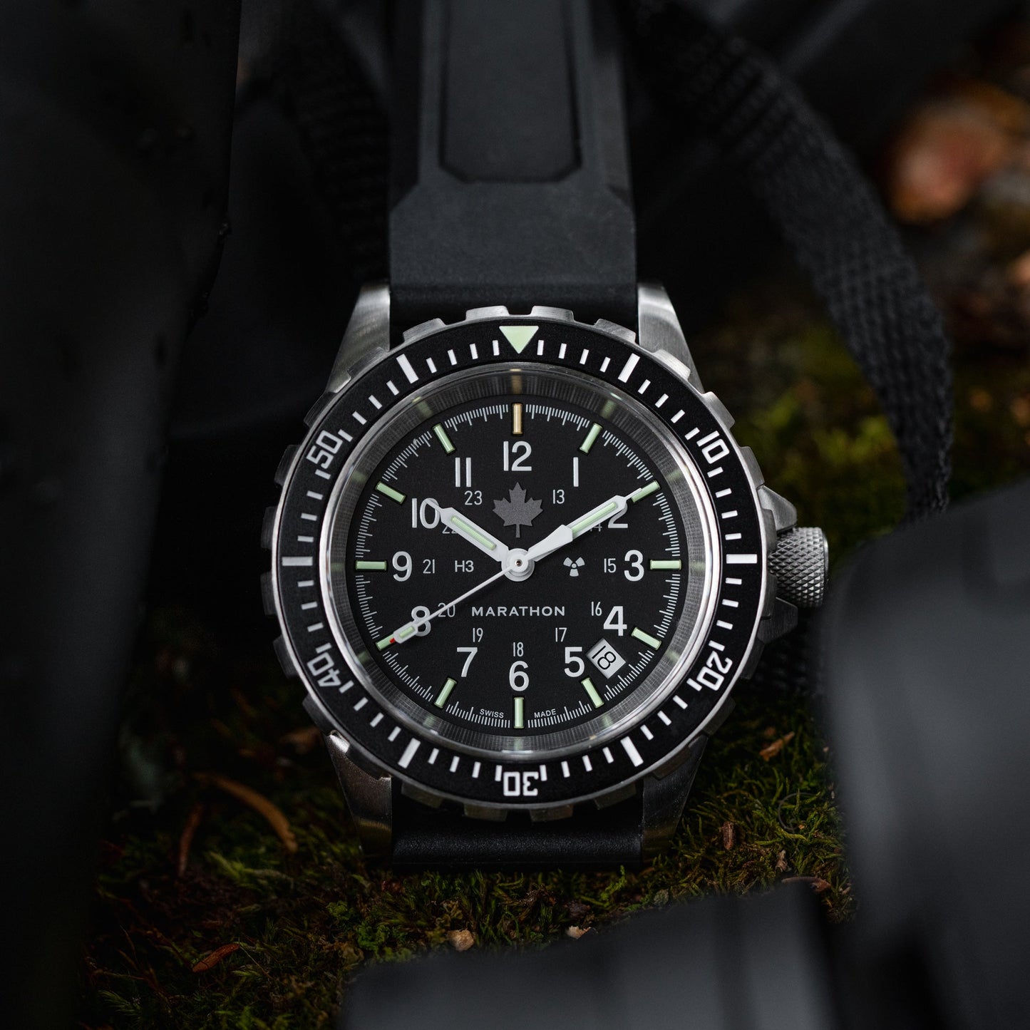 Marathon WW194006SS-0330 Large Diver's Automatic (GSAR) - 41mm - Grey Maple with 3 pieces Black Rubber Strap