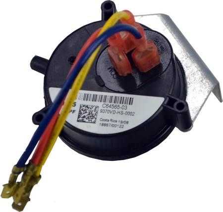 Goodman-Amana C6456503 Pressure Switch, Air, -0.75 in wc, 0.25 in Barb, SPST