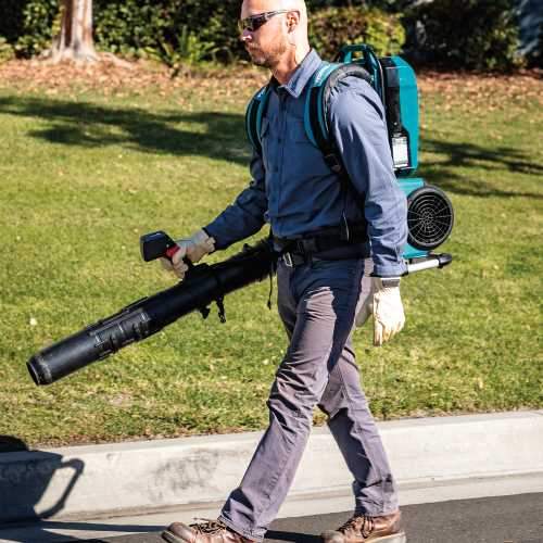 Makita CBU02Z 40V max ConnectX, Brushless Backpack Blower, Tool Only