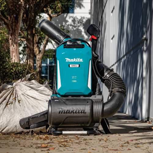 Makita CBU02Z 40V max ConnectX, Brushless Backpack Blower, Tool Only