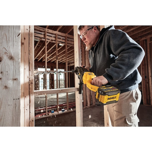 Dewalt DCD471X1 60V Max* Brushless Quick-Change Stud And Joist Drill With E-Clutch® System Kit