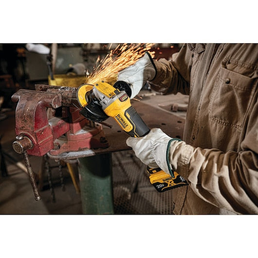 Dewalt DCG415W1 20V Max* Xr® Brushless 4-1/2-5 In Switch Small Angle Grinder With Power Detect Tool Technology Kit