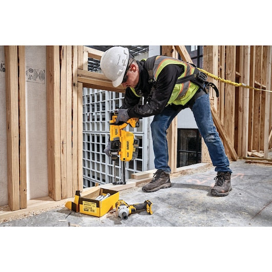 Dewalt DCH263R2DH 20V Max* Xr® Brushless 1-1/8 In. Sds Plus D-Handle Rotary Hammer Kit