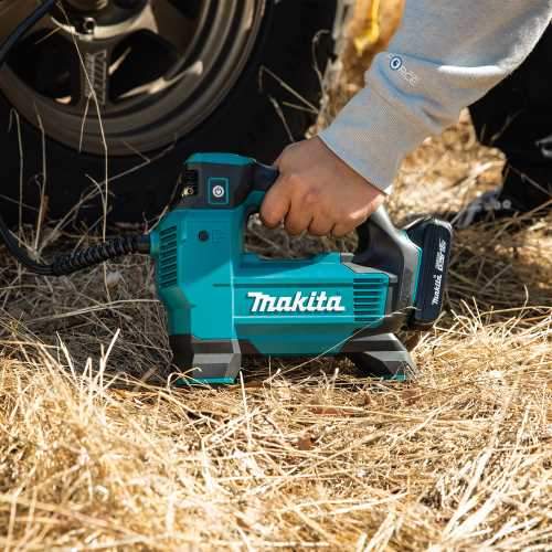 Makita DMP181SYX 18V LXT® Lithium‘Ion Cordless High‘Pressure Inflator Kit (1.5Ah)