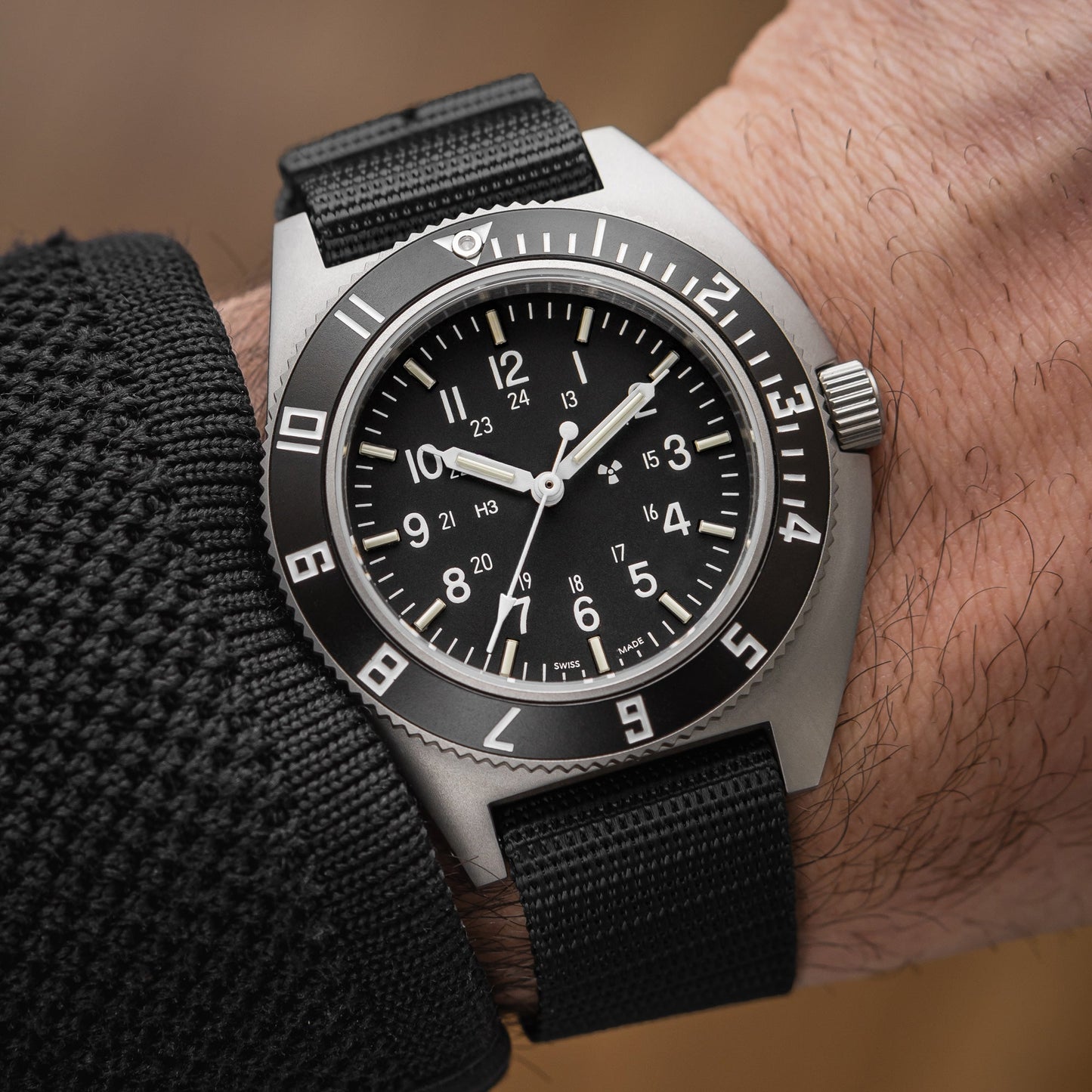 Marathon WW194001SS-0801 Steel Navigator SSNAV 41mm Ballistic Nylon Quartz 11"