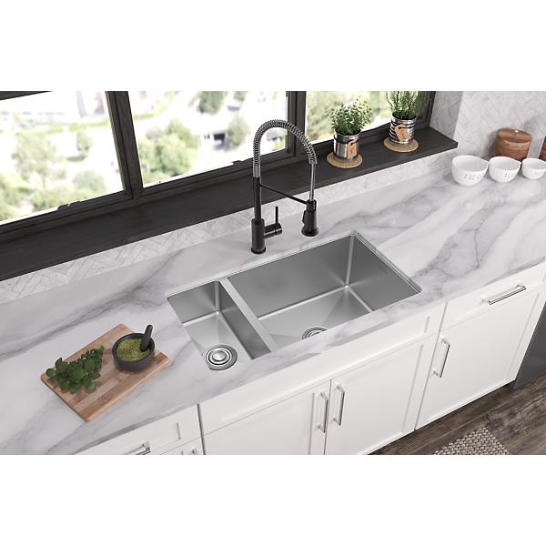 Elkay EFRU321910T Crosstown® 16 Gauge Stainless Steel 32-1/4" x 18-1/4" x 10" 30/70 Double Bowl Undermount Sink