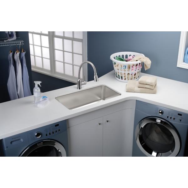 Elkay ELUH211512 Lustertone® Classic Stainless Steel 23-1/2" x 18-1/4" x 12" Single Bowl Undermount Sink