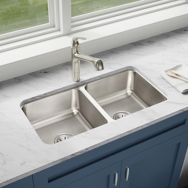 Elkay ELUH3116 Lustertone® Classic Stainless Steel, 31-3/4" x 16-1/2" x 7-1/2" Equal Double Bowl Undermount Sink