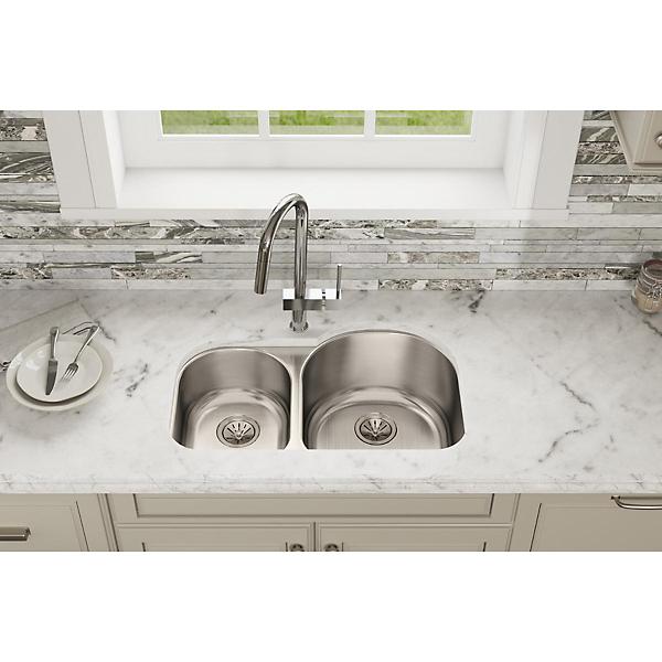 Elkay ELUH311910L Lustertone® Classic Stainless Steel 31-1/4" x 20" x 10" Offset 40/60 Double Bowl Undermount Sink