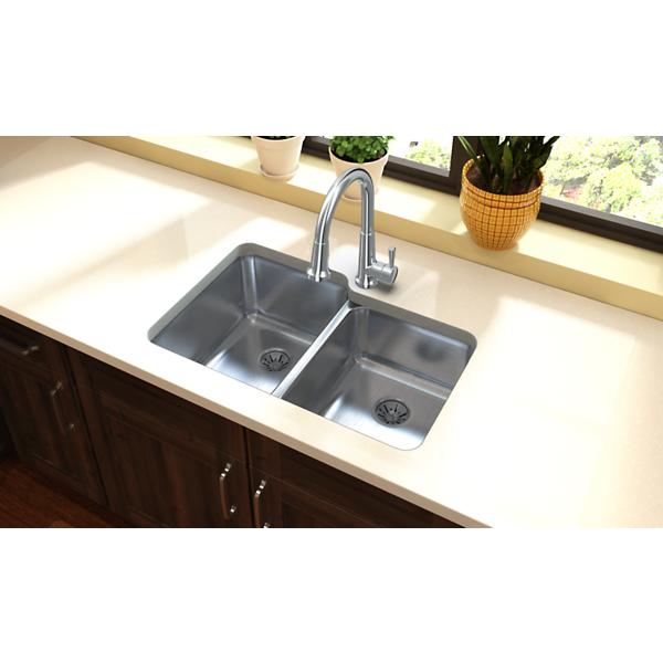 Elkay ELUH3120RPD Lustertone® Classic Stainless Steel, 31-1/4" x 20-1/2" x 9-7/8" Double Bowl Undermount Sink w/ Perfect Drain®