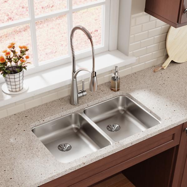 Elkay ELUHAD311855PD Lustertone® Classic Stainless Steel 30-3/4" x 18-1/2" x 5-3/8" Double Bowl Undermount ADA Sink w/Perfect Drain®