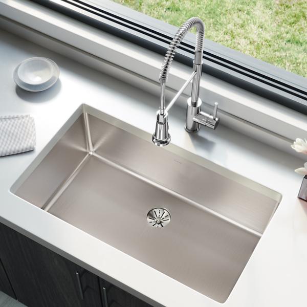 Elkay ELUHH3017TPD Lustertone Iconix® 16 Gauge Stainless Steel, 32-1/2" x 19-1/2" x 9" Single Bowl Undermount Sink with Perfect Drain®