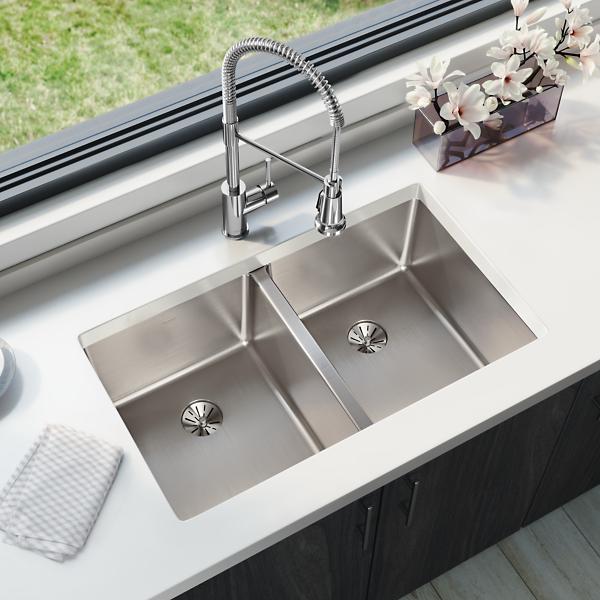 Elkay ELUHH3118TPD Lustertone Iconix® 16 Gauge Stainless Steel, 32-3/4" x 19-1/2" x 9" Double Bowl Undermount Sink with Perfect Drain®