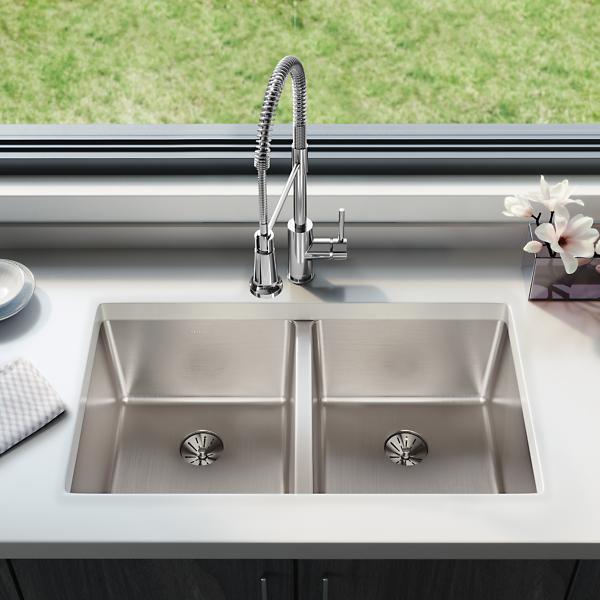 Elkay ELUHH3118TPD Lustertone Iconix® 16 Gauge Stainless Steel, 32-3/4" x 19-1/2" x 9" Double Bowl Undermount Sink with Perfect Drain®