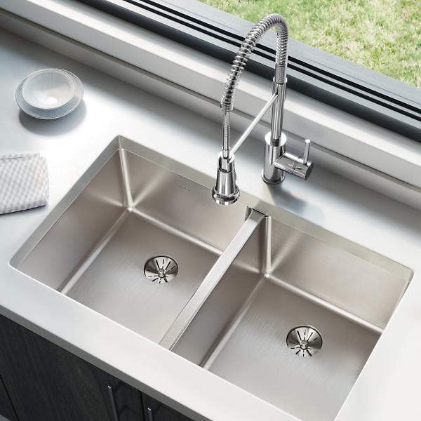 Elkay ELUHH3118TPD Lustertone Iconix® 16 Gauge Stainless Steel, 32-3/4" x 19-1/2" x 9" Double Bowl Undermount Sink with Perfect Drain®