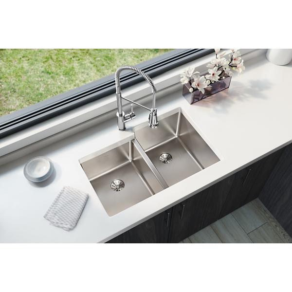 Elkay ELUHH3120LTPD Lustertone Iconix® 16 Gauge Stainless Steel 31-1/4" x 20-1/2" x 9" Double Bowl Undermount Sink with Left Perfect Drain®