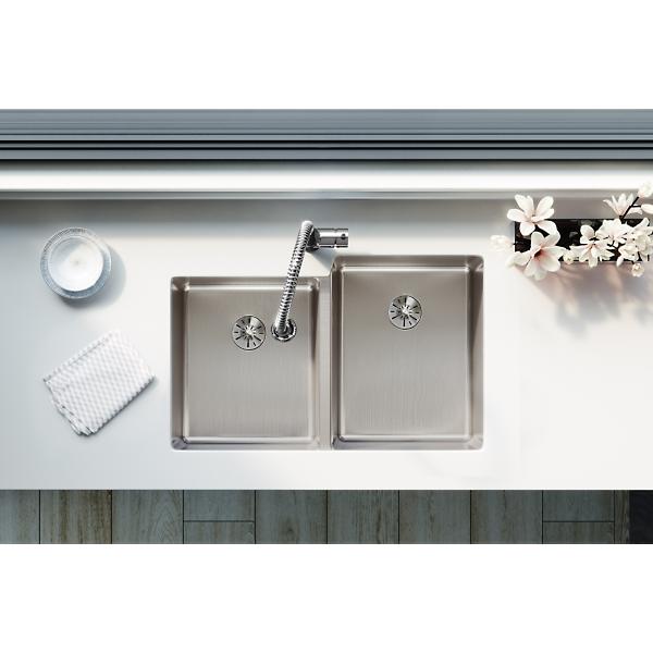 Elkay ELUHH3120LTPD Lustertone Iconix® 16 Gauge Stainless Steel 31-1/4" x 20-1/2" x 9" Double Bowl Undermount Sink with Left Perfect Drain®