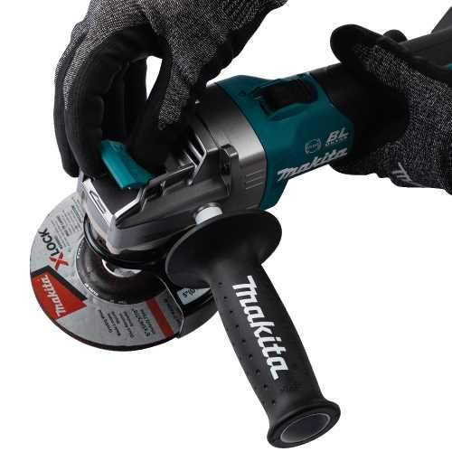 Makita GAG11M1 40V max XGT® Brushless Cordless 4‘1/2" / 5" X‘LOCK Angle Grinder Kit, with Electric Brake, AWS® Capable (4.0Ah)