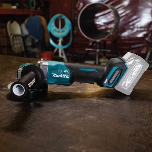 Makita GAG13Z 40V max XGT® Brushless Cordless 4‘1/2" / 5" X‘LOCK Paddle Switch Angle Grinder, with Electric Brake, Tool Only