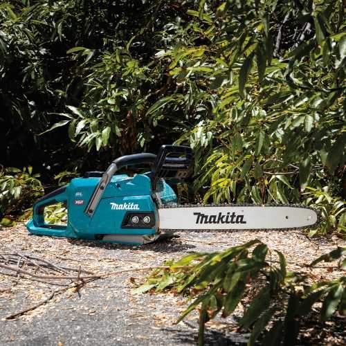 Makita GCU04Z 40V max XGT® Brushless Cordless 18" Chain Saw, Tool Only