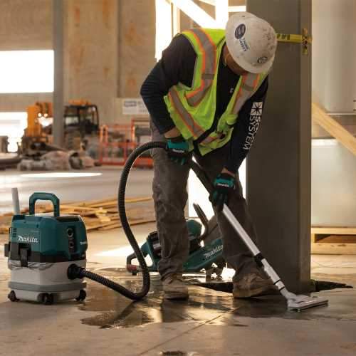 Makita GCV01PM 40V max XGT® Brushless Cordless 2.1 Gallon Wet/Dry Dust Extractor/Vacuum Kit (4.0Ah)