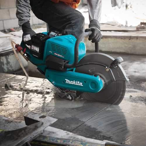 Makita GEC01PL4 80V max (40V max X2) XGT® Brushless 14" Power Cutter Kit with 4 Batteries, AFT®, Electric Brake (8.0Ah)