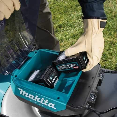 Makita GML01SM 40V max XGT® Brushless 21" Self‘Propelled Commercial Lawn Mower Kit (4.0Ah)