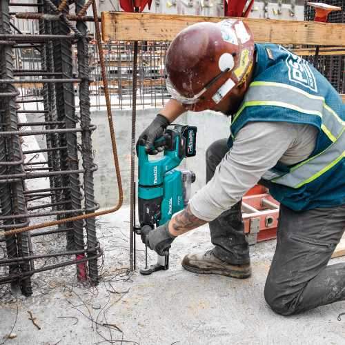 Makita GRH07M1W 40V max XGT® Brushless 1‘1/8" SDS‘PLUS AVT® Rotary Hammer (D‘Handle) Kit w/ Dust Extractor, AFT®, AWS® Capable (4.0Ah)