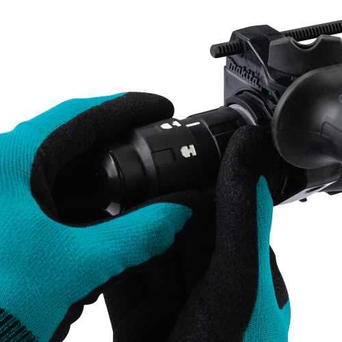 Makita GRH09Z 40V max XGT® Brushless Cordless 1‘3/16" SDS‘PLUS AVT® Rotary Hammer, with Interchangeable Chuck, AWS® Capable, Tool Only