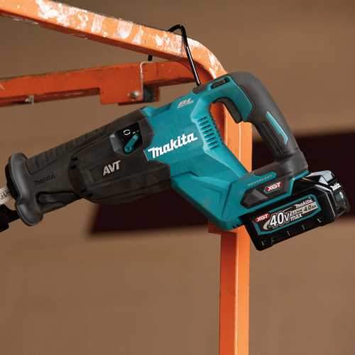 Makita GRJ02M1 40V max XGT® Brushless Cordless AVT® Orbital Recipro Saw Kit (4.0Ah)