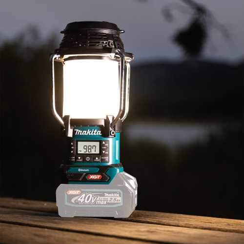 Makita GRM04 40V max XGT® Cordless Lantern with Radio, Tool Only