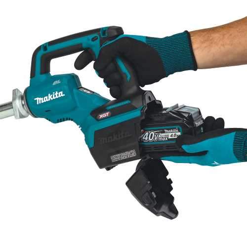 Makita GRV01M1 40V max XGT® Brushless Cordless 5‘1/2' Concrete Vibrator Kit (4.0 Ah)