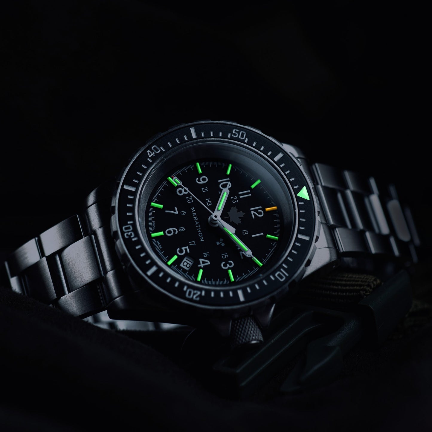 Marathon WW194006SS-0310 Large Diver's Automatic (GSAR) - 41mm - Grey Maple with Stainless Steel MA Bracelet