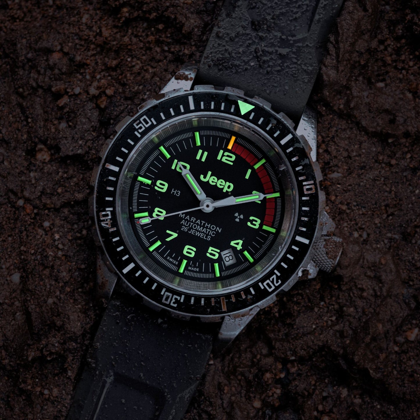 Marathon WW194006SS-4101 Large Diver's Automatic (GSAR) Jeep® x - (41mm) Black Dial / OD Green Rubber Strap