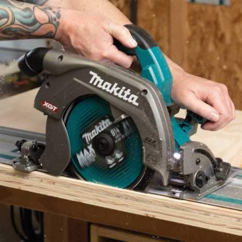 Makita GSH03Z 40V max XGT® Brushless Cordless 9‘1/4" Circular Saw with Guide Rail Compatible Base, AWS® Capable, Tool Only