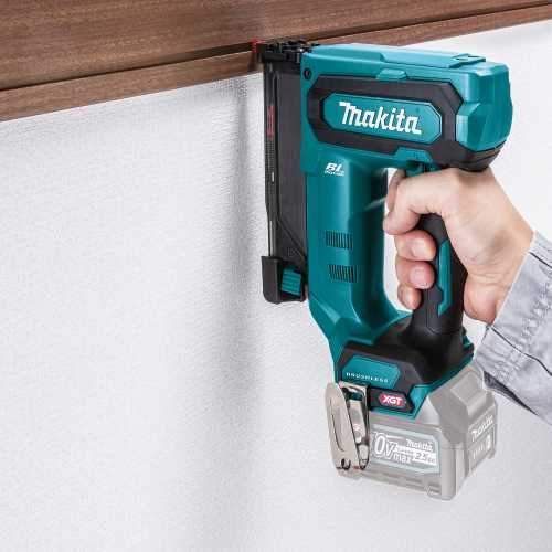 Makita GTP01Z 40V max XGT® Brushless Cordless Pin Nailer, 23 Ga., Tool Only