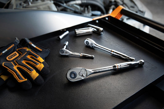 Gearwrench 81310 3 Piece 1/4", 3/8” & 1/2" Drive 90-Tooth Quick Release Teardrop Ratchet Set